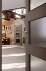 CloseUp-Milieuansicht von Taupe RAL 7048 LA 11 Basic Lack Innentür - Huga