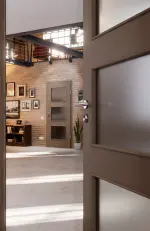 Detail-Milieuansicht von Taupe RAL 7048 LA 11 Mattlack Basic Innentür - Huga