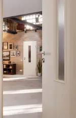 CloseUp-Milieuansicht von Lärche lasiert LA 4 mittig Basic Durat Innentür - Huga