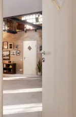 CloseUp-Milieuansicht von Lärche lasiert LA 6 Raute Basic Durat Innentür - Huga