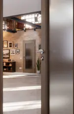 Detail-Milieuansicht von Taupe RAL 7048 LA 8 Mattlack Basic Innentür - Huga