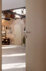 CloseUp-Milieuansicht von Ultramatt Taupe Basic Innentür - Huga