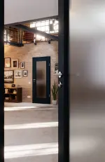 CloseUp-Milieuansicht von Titangrau A 416 Typ LA-1000 PortaLit Zimmertür - Westag