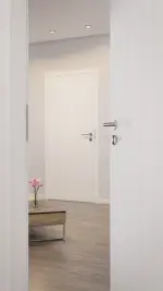 CloseUp-Milieuansicht von HUGA Innentür-Set Pino weiß Basic Durat stumpfeinschlagend mit Zarge und Drücker