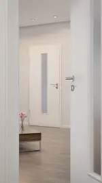 Milieubild-Nahaufnahme von Weiß RAL 9016 LA 24 Basic Durat Innentür - Huga