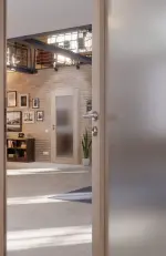 Milieubild-Nahaufnahme von Eiche grau LA 27 Basic Durat Innentür - Huga