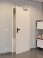 CloseUp-Milieuansicht von WESTAG Rauchschutztür Nussbaum Embla NU 324 PortaLit CPL