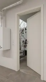 Detailansicht von JELD-WEN Wärmeschutztür Typ42 Uni Weißlack DuriTop CPL