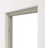 Detailansicht von HÖRMANN Blockrahmen Gebürstete Lärche hell Duradecor ProLine mit eckiger Kante