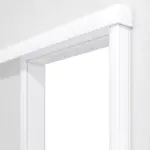 Detailansicht von Schiebetürsystem Arktisches Weiß Dekorfolie vor der Wand laufend mit Zarge