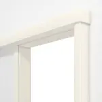 Detailansicht von CLASSEN Schiebetürsystem RAL 9010 Weißlack vor der Wand laufend mit Zarge