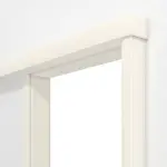 Detailansicht von CLASSEN Schiebetürsystem Weiß RAL 9010 CPL vor der Wand laufend mit Zarge