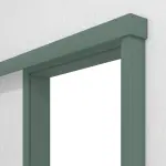 Detailansicht von CLASSEN Schiebetürsystem vor der Wand laufend Uni Green Dekorfolie mit Zarge