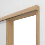 Detailansicht von WESTAG Schiebetürsystem vor der Wand laufend Artis Eiche Ei 793 PortaLit CPL mit Zarge