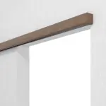 Detailansicht von WESTAG Schiebetürsystem vor der Wand laufend Nussbaum Trentino NU 717 PortaLit CPL ohne Zarge