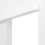 Detailansicht von Schiebetürsystem vor der Wand laufend ohne Zarge Weißlack RAL 9016 Durat - Huga