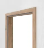 Detailansicht von JELD-WEN Zarge für Brandschutztüren Raucheiche CPL mit runder Kante