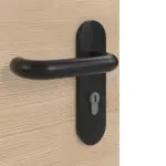 Detailansicht der Oberfläche von GARANT Brandschutztür T30 Quer Authentic Achat GCK08