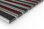 Schräge Detailansicht von Aluprofilmatte KLASSIK Safe R01V schwarz / Work B04 brau - Entrada