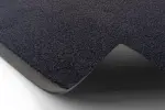 Detailbild mit Ansicht von Ober- und Untermaterial von Fußmatte ColourLine 858 blau - Entrada