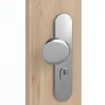 Detailansicht der Oberfläche von GARANT Wohnungseingangstür Authentic Achat GCK08 mit Lichtausschnitt LA-DIN