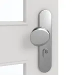 Detailansicht der Oberfläche von GARANT Wohnungseingangstür 0160-60 Silver Grey CePaL mit Lichtausschnitt LA-11