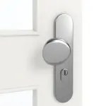 Detailansicht der Oberfläche von GARANT Wohnungseingangstür Authentic Bianco CePaL mit Lichtausschnitt LA-11