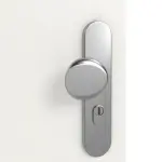 Detailansicht der Oberfläche von GARANT Wohnungseingangstür Authentic Bianco GCK08 mit Lichtausschnitt LA-4 mittig