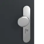 Detailansicht der Oberfläche von GARANT Wohnungseingangstür U12000SD Vulkanschwarz GHK08 mit Lichtausschnitt LA-4 mittig