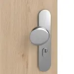 Detailansicht der Oberfläche von GARANT Wohnungseingangstür Authentic Achat GCK08 mit Lichtausschnitt LA-5 mittig