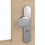 Detailansicht der Oberfläche von GARANT Wohnungseingangstür Quer Authentic Achat GCK08 mit Lichtausschnitt LA-6