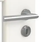 Detailansicht der Oberfläche von GARANT Doppelflügeltür inkl. Zarge Weißlack 9016 GHK08 mit Lichtausschnitt LA-DIN Sprosse SP1