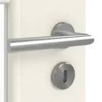 Detailansicht der Oberfläche von GARANT Doppelflügeltür inkl. Zarge Weißlack 9010 mit Lichtausschnitt LA-DIN Sprosse SP10