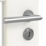 Detailansicht der Oberfläche von GARANT Doppelflügeltür inkl. Zarge Weißlack 9016 GHK08 mit Lichtausschnitt LA-DIN Sprosse SP10