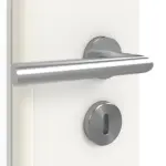 Detailansicht der Oberfläche von GARANT Doppelflügeltür inkl. Zarge Weißlack 9016 GHK08 mit Lichtausschnitt LA-DIN Sprosse SP2