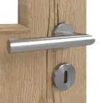 Detailansicht der Oberfläche von GARANT Doppelflügeltür inkl. Zarge Authentic Risseiche CPL mit Lichtausschnitt LA-11