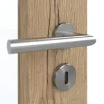 Detailansicht der Oberfläche von GARANT Doppelflügeltür inkl. Zarge Authentic Risseiche GCK08 mit Lichtausschnitt LA-2