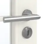 Detailansicht der Oberfläche von GARANT Doppelflügeltür inkl. Zarge Weiß Struktur Premium CPL mit Lichtausschnitt LA-3 Sprosse SP0