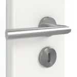 Detailansicht der Oberfläche von GARANT Doppelflügeltür inkl. Zarge Weißlack 9016 mit Lichtausschnitt LA-6