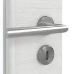 Detailansicht der Oberfläche von GARANT Doppelflügeltür inkl. Zarge Quer Authentic Grigio GCK08 mit Lichtausschnitt LA-6 Sprosse SP0