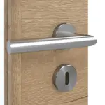 Detailansicht der Oberfläche von GARANT Doppelflügeltür inkl. Zarge Quer Authentic Risseiche GCK08 mit Lichtausschnitt LA-6 Sprosse SP0