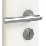 Detailansicht der Oberfläche von GARANT Doppelflügeltür inkl. Zarge Weißlack 9016 GHK08 mit Lichtausschnitt LA-6 Sprosse SP0