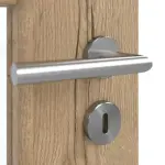 Detailansicht der Oberfläche von GARANT Doppelflügeltür inkl. Zarge Authentic Risseiche CPL mit Lichtausschnitt LA-6 Sprosse SP10