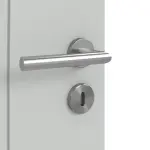 Detailansicht der Oberfläche von Groove 20 LA 14 ProLine Lack Grau RAL 7035 Doppelflügeltür inkl. Zarge - Hörmann