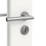 Detailansicht der Oberfläche von Groove 23 LA 8 ProLine Lack Verkehrsweiß RAL 9016 Doppelflügeltür inkl. Zarge - Hörmann