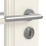 Detailansicht der Oberfläche von Kontur 1 LA Lugano Classic Weißlack Doppelflügeltür inkl. Zarge - Huga