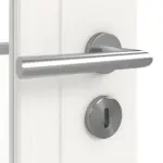 Detailansicht der Oberfläche in RAL 9016 von Lacuna 4 LA Classic Weißlack Doppelflügeltür inkl. Zarge - Huga