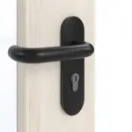 Detailansicht der Oberfläche von GARANT Rauchschutztür Authentic Perl CePaL mit Lichtausschnitt LA-DIN