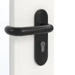 Detailansicht der Oberfläche von GARANT Rauchschutztür Quer Authentic Bianco CePaL mit Lichtausschnitt LA-DIN