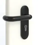 Detailansicht der Oberfläche von GARANT Rauchschutztür W1000ST3 Premium Weiß GHK08 mit Lichtausschnitt LA-DIN